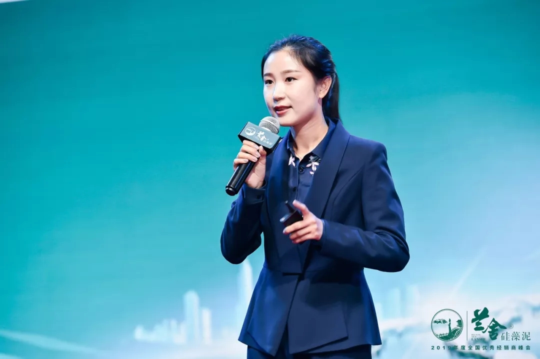 89ef554b13e0ef46848f38420475d7c.jpg 89ef554b13e0ef46848f38420475d7c.jpg